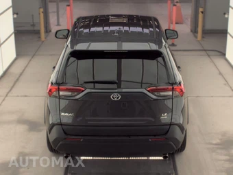2025 Toyota RAV4 LE - miniatura 5