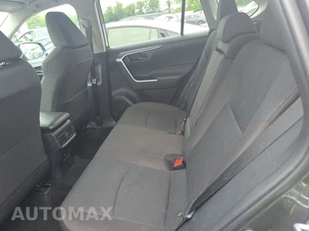 2025 Toyota RAV4 LE - miniatura 8