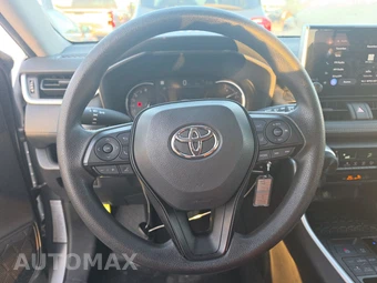 2025 Toyota RAV4 LE - miniatura 10