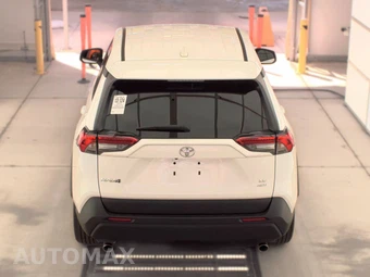 2025 Toyota RAV4 LE - miniatura 5
