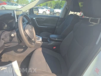 2025 Toyota RAV4 LE - miniatura 7