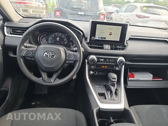 2025 Toyota RAV4 LE - miniatura 11