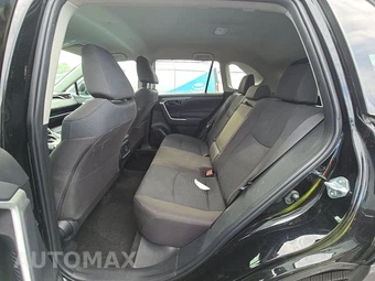 2025 Toyota RAV4 LE - miniatura 13
