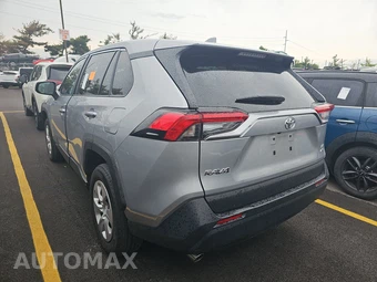 2025 Toyota RAV4 LE - miniatura 6