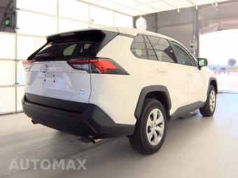 2025 Toyota RAV4 LE - miniatura 4