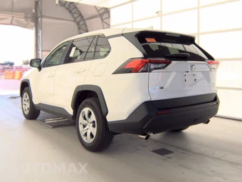 2025 Toyota RAV4 LE - miniatura 6