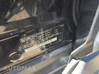 2025 Toyota RAV4 LE – miniatura 14