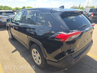 2025 Toyota RAV4 LE – miniatura 6