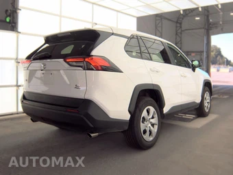 2025 Toyota RAV4 LE - miniatura 4