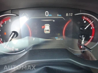 2025 Toyota RAV4 LE - miniatura 12