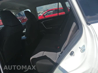 2025 Toyota RAV4 LE - miniatura 13