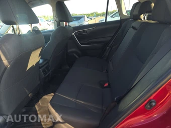 2025 Toyota RAV4 LE - miniatura 13