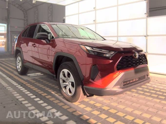 2025 Toyota RAV4 LE - miniatura 3