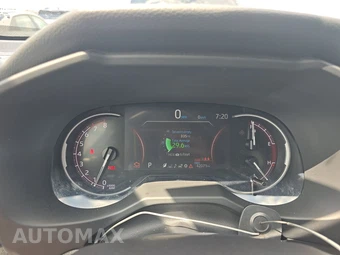 2025 Toyota RAV4 LE - miniatura 12
