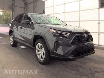 2025 Toyota RAV4 LE - miniatura 3