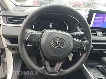 2025 Toyota RAV4 LE - miniatura 10