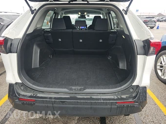 2025 Toyota RAV4 LE - miniatura 16