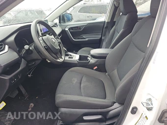 2025 Toyota RAV4 LE - miniatura 7