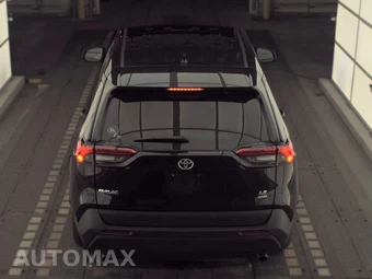 2025 Toyota RAV4 LE - miniatura 5