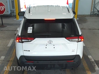 2025 Toyota RAV4 LE - miniatura 5