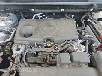 2025 Toyota RAV4 LE - miniatura 15