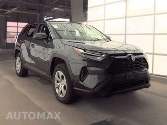 2025 Toyota RAV4 LE - miniatura 3