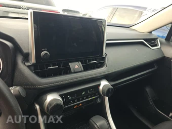 2025 Toyota RAV4 LE - miniatura 17