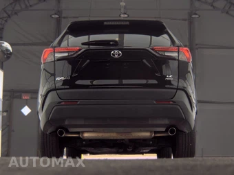 2025 Toyota RAV4 LE - miniatura 7