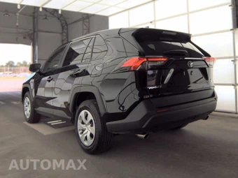2025 Toyota RAV4 LE - miniatura 8