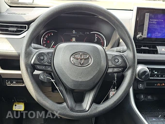 2025 Toyota RAV4 LE - miniatura 10