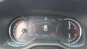 2025 Toyota RAV4 LE - miniatura 17