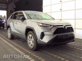 2025 Toyota RAV4 LE - miniatura 3