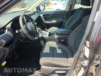 2025 Toyota RAV4 LE - miniatura 7