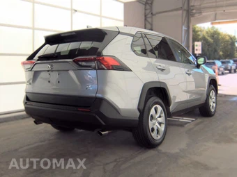 2025 Toyota RAV4 LE - miniatura 4