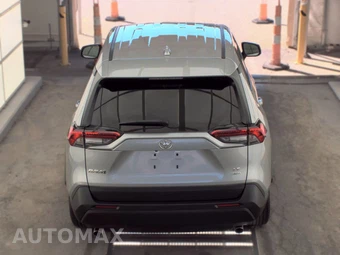 2025 Toyota RAV4 LE - miniatura 5