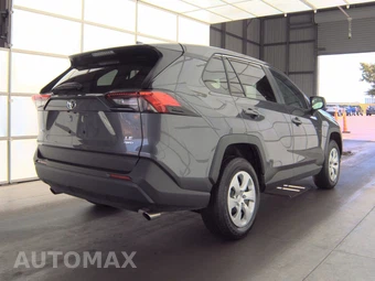 2025 Toyota RAV4 LE - miniatura 4