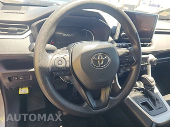 2025 Toyota RAV4 LE - miniatura 10
