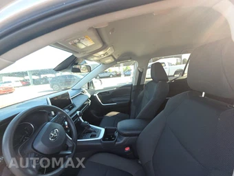 2025 Toyota RAV4 LE – miniatura 17