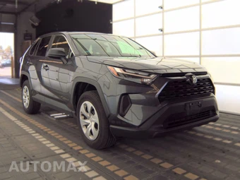 2025 Toyota RAV4 LE - miniatura 3