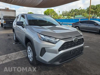 2025 Toyota RAV4 LE - miniatura 3