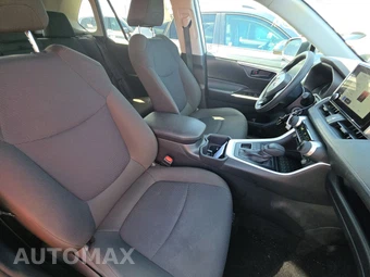 2025 Toyota RAV4 LE - miniatura 8