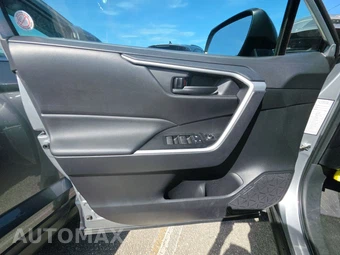 2025 Toyota RAV4 LE - miniatura 9