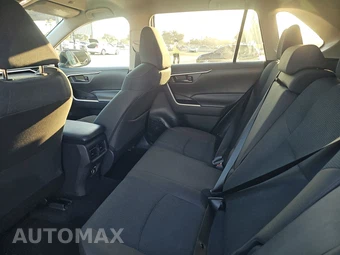 2025 Toyota RAV4 LE - miniatura 13