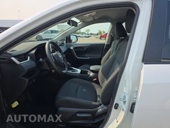 2025 Toyota RAV4 LE - miniatura 7