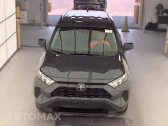 2025 Toyota RAV4 LE - miniatura 2