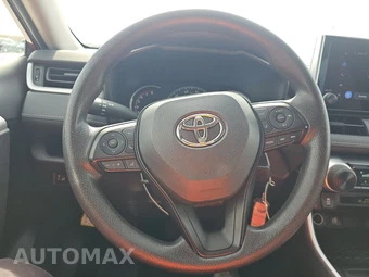 2025 Toyota RAV4 LE - miniatura 10