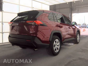 2025 Toyota RAV4 LE - miniatura 4