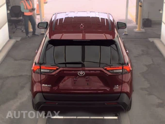 2025 Toyota RAV4 LE - miniatura 5