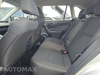 2025 Toyota RAV4 LE - miniatura 13