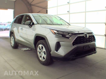 2025 Toyota RAV4 LE - miniatura 3
